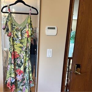 Tommy Bahama Green Sundress large